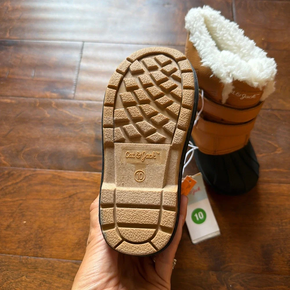 Cat & Jack Denver Tan Waterproof Snow Boots Faux Fur Trim Toddler Size 10 NEW
